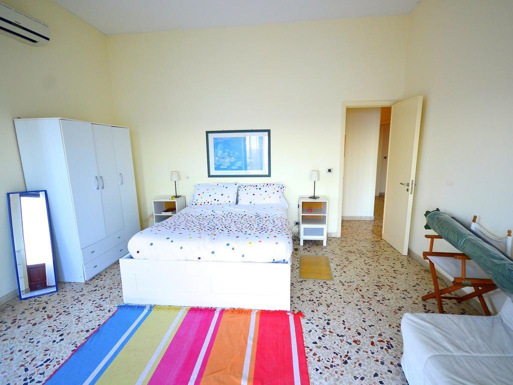 Cozy Holiday Home In Pozzillo With Terrace Acireale Eksteriør billede
